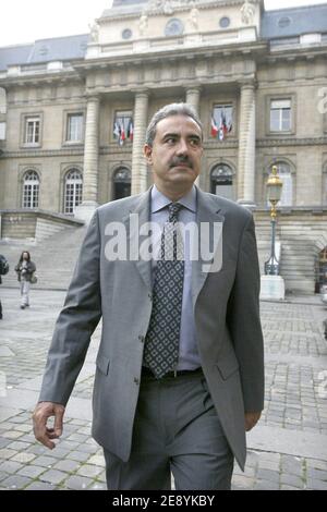 Akram Safa arrives at the magistrates' court in Paris, France on October 8, 2007. Eight close collaborators of Charles Pasqua and one of his sons, Pierre-Philippe Pasqua, accused of misappropriations of funds, from 1993 to 1995, to the detriment of the SOFREMI society. Photo by Corentin Fohlen/ABACAPRESS.COM Stock Photo
