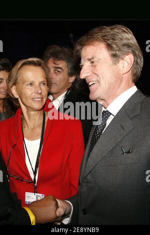 French foreign minister Bernard Kouchner and his wife French journalist Christine Ockrent during the last day of the Women's Forum third edition at the Deauville international center in Deauville, Normandy, France on October 13, 2007. Photo by Thierry Orban/ABACAPRESS.COM Stock Photo