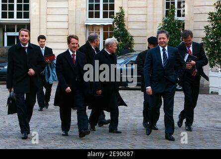 Russian prime minister Viktor Zubkov arrives with his delegation at the Hotel de Matignon in Paris, France on November 16, 2007. Photo by Mousse/ABACAPRESS.COM Stock Photo