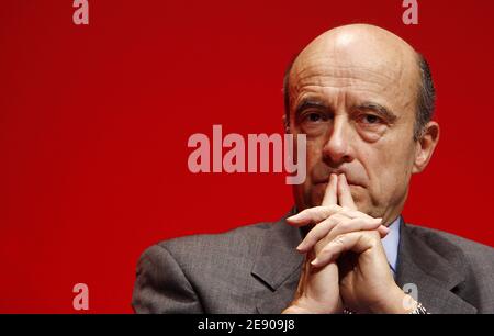 Bordeaux mayor Alain Juppe during the opening of the 2nd Franco-Chinese conference on decentralized cooperation, on 22 November 2007 in Bordeaux, southwestern France. Photo Patrick Bernard/ABACAPRESS.COM Stock Photo