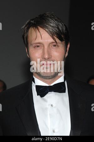 Danish actor Mads Mikkelsen arrives to the 20th annual European Film Awards held at the Arena in Berlin, Germany, on December 1, 2007. Photo by Nicolas Khayat/ABACAPRESS.COM Stock Photo