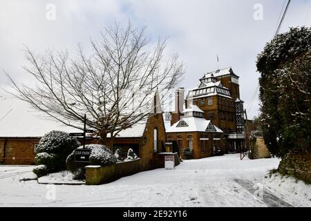 Hook Norton Brewery  Village with Snowfall Stock Photo