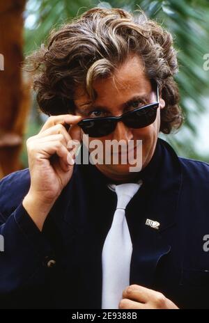 Franco Campana aka Salvatore, Hütchenspieler von RTL plus, bei einem Fotoshooting in Köln, Deutschland um 1991 Stock Photo