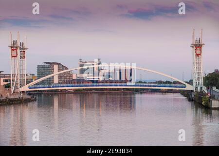 United Kingdom, England, Greater Manchester, Manchester, Salford, Salford Quays, Lowry theatre footbridge Stock Photo
