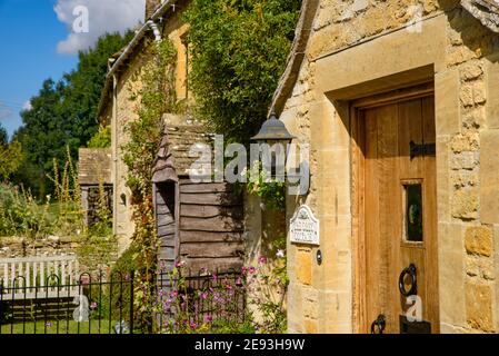 Traditional rural houses in Cotswolds area, England, UK Stock Photo