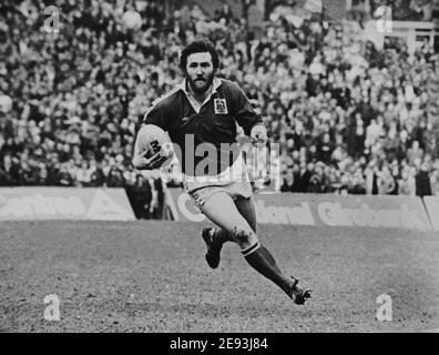 Llanelli Scarlets legendary centre Ray Gravell in action in 1979 Stock Photo