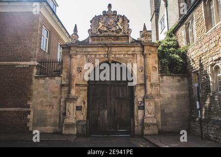 Trinity College east gate at Trinity Lane in Cambridge, England, UK. Stock Photo