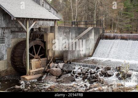 It's an old saw mill turned into a park with 71 acres. Located just east of Derry, NH. Still open on weekends in summer. Robert Taylor was the origina Stock Photo