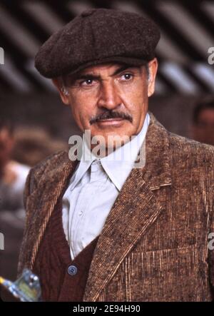 SEAN CONNERY Portrait in Oscar winning role as Jim Malone in THE UNTOUCHABLES 1987 director BRIAN DE PALMA writer David Mamet music Ennio Morricone wardrobe Georgio Armani Paramount Pictures Stock Photo