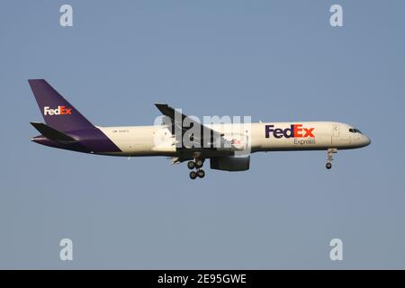FedEx Boeing 757-200F with registration N918FD on final for runway 14L of Cologne Bonn Airport. Stock Photo