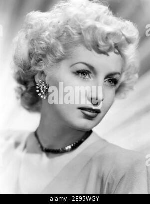 MARTHA TILTON (1915-2006) American singer, film and TV actress about 1948 Stock Photo