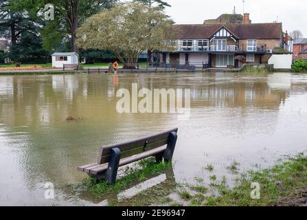 Cookham, Berkshire, UK. 2nd February, 2021. Flooding opposite the John Lewis Odney Club in Cookham. A Flood Alert is in place in Cookham as the River Thames has burst it's banks. The Environment Agency were on hand today pumping out drains. Credit: Maureen McLean/Alamy Live News Stock Photo