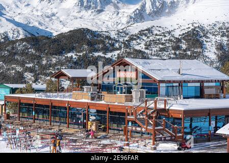 Grandvalira, Andorra: 2021 January 17: Main Office of the Grandvalira ski resort in El Tarter Andorra in time of COVID19 in winter 2021. Stock Photo