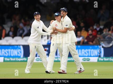 File photo dated 12-08-2018 of England's Ollie Pope (centre). Issue date: Wednesday February 3, 2021. Stock Photo