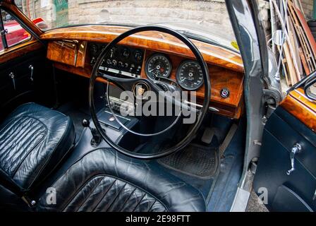 Dashboard of Mk2 Jaguar Stock Photo - Alamy