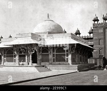 Late 19th century photograph - Tomb Sheik Selim Chisti, Fatehpur Sikri, India Stock Photo