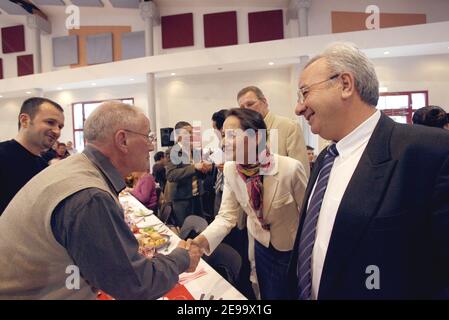 High-profile Socialist Segolene Royal holds a meeting in the city of Mexy-Longwy, east of France on April 14, 2006. Mrs Segolene Royal is cited as one possible candidate of the Socialist Party for the upcoming French presidential election. Photo by Mehdi Taamallah/ABACAPRESS.COM Stock Photo