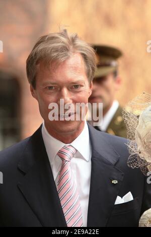 Grand Duke Prince Henri of Luxembourg arrives at the Parliament's Lunch at City Hall to celebrate H.M. King Carl XVI Gustaf of Sweden's 60th birthday on April 30, 2006 in Stockholm, Sweden. Photo by Nebinger/Orban/ABACAPRESS.COM Stock Photo