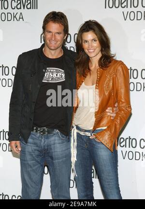 Randy Gerber and Cindy Crawford attend the launch party of Roberto Cavalli Vodka in Los Angeles, USA on May 11, 2006. Photo by Lionel Hahn/ABACAPRESS.COM Stock Photo