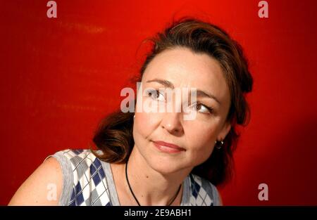 French actress Catherine Frot poses during a photoshoot at 'Espace Unifrance' for her last movie 'La Tourneuse de Pages' in competition during the 59th Cannes Film Festival, in Cannes, France, on May 19, 2006. Photo by Hahn-Nebinger-Orban/ABACAPRESS.COM Stock Photo