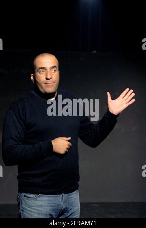 Benamar Siba performs his one Man Show, 'Mes Os et Barabas' at the Theater of 'Les Dechargeurs' in Paris on June 6, 2006. Photo by Denis Guignebourg/ABACAPRESS.COM Stock Photo