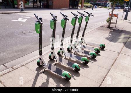Electric bike from Lime. Electric scooter and bicycle rentals in over 100 countries around the world. Bellevue. Washington State. US August 2019. Stock Photo