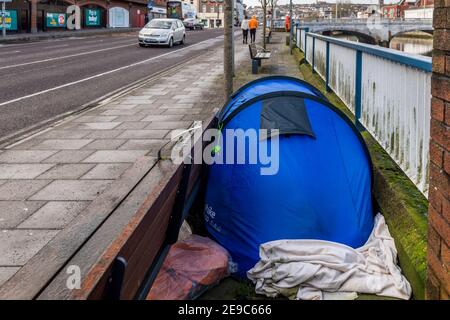 Cork, Ireland. 3rd Feb, 2021. A homeless person's tent sits on Merchants Quay in Cork City as the number of deaths of homeless people rise at an alarming rate. Credit: AG News/Alamy Live News Stock Photo