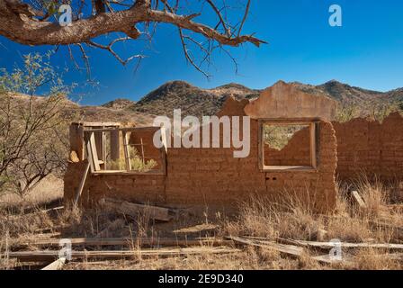 Ruined house at mining ghost town of Ruby in Atascosa Mountains near Arivaca, Arizona, USA Stock Photo