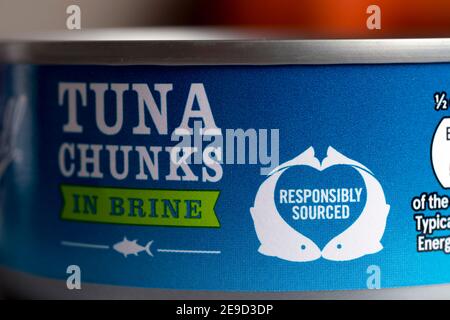 Responsibly Sourced symbol on a can of Tesco Tuna Chunks Stock Photo