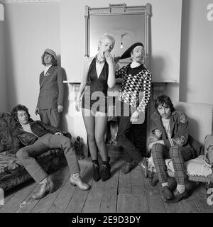 The Catch. Annie Lennox, Dave Stewart 2/11/ 1977 Stock Photo