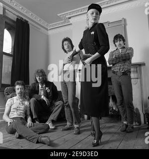 The Catch. Annie Lennox, Dave Stewart 2/11/ 1977 Stock Photo