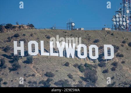 Los Angeles, CA, USA, February 1, 2021: A scenic view of the famous Hollywood sign and Mount Lee as seen from Lake Hollywood, Los Angeles, CA. Stock Photo