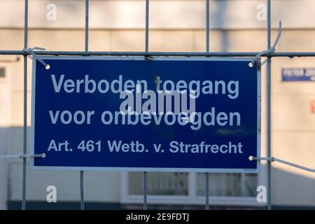 General Sign Verboden Toegang Voor Onbevoegden At Amsterdam The Netherlands 5-4-2020 Stock Photo