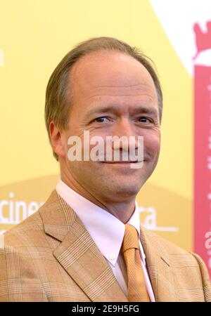 Director Douglas McGrath poses during the photocall for his new film 'Infamous' at the 63rd annual Venice Film Festival, in Venice, Italy, on August 31, 2006. Photo by Nicolas Khayat/ABACAPRESS.COM Stock Photo