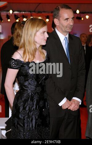 Newlywed French actress Isabelle Carre and producer Bruno Pesery arrive to the premiere of their new film 'Private Fears in Public Places' at the 63rd annual Venice Film Festival in Venice, Italy, on September 2, 2006. Photo by Nicolas Khayat/ABACAPRESS.COM Stock Photo