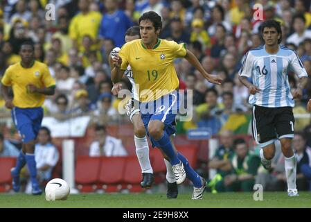 Brazil's 'Kaka' Ricardo Leite's in action during the International Friendly match, Brazil vs Argentina at Emirates Stadium, in London, UK, on September 3, 2006.Brazil won 3-0. Photo by Christian Liewig/ABACAPRESS.COM Stock Photo