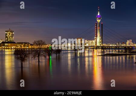 Flood on the Rhine in Dusseldorf, view of the downtown skyline Stock Photo