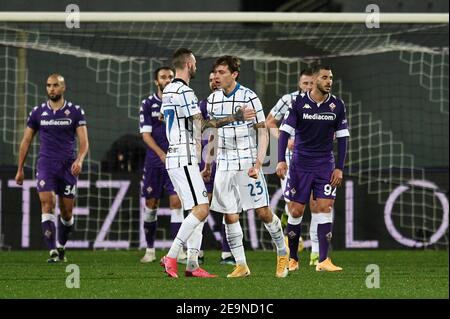 Nicolò Barella celebrates the goal during the Serie A match between FC