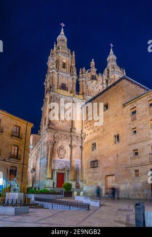 Night view of La Clerecia and Casa de las Conchas at Salamanca, Spain Stock Photo