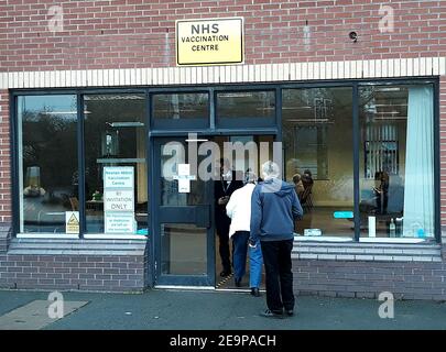 Newton Abbot, Devon, UK: Patients arrive for their jabs at a coronavirus vaccination centre Stock Photo