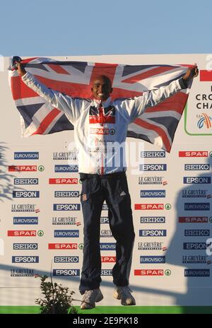 Great Britain's Mo Farah celebrates his victory on senior men during the European cross country championships, in San Giorgio su Legnano, Italy, on December 10, 2006. Phot by Stephane Kempinaire/Cameleon/ABACAPRESS.COM Stock Photo