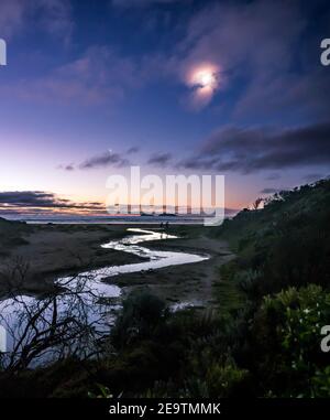 A weekend adventure down to Wilsons Promontory national park camping at oberon beach campsite Stock Photo