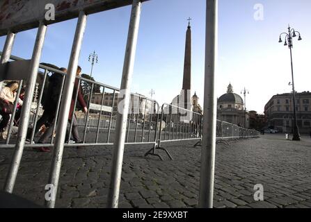 Rome, Italy. 06th Feb, 2021. Rome, Piazza del Popolo cordoned off with mandatory routes to avoid gatherings and avert brawls Pictured: Credit: Independent Photo Agency/Alamy Live News Stock Photo