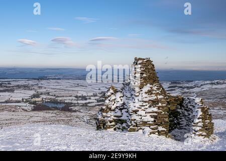 Stone Cairns on Nab Hill, Near Oxenhope, marking the location of the Stanza Stones. A 50 mile route from Marsden to Ilkley. Stock Photo