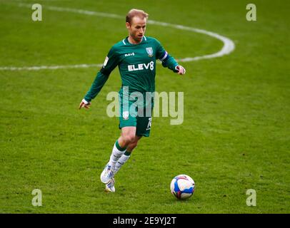 LONDON, United Kingdom, FEBRUARY 06: Sheffield Wednesday's Barry Bannan during The Sky Bet Championship between Millwall and Sheffield Wednesday at The Den Stadium, London on 06th February, 2021 Credit: Action Foto Sport/Alamy Live News Stock Photo