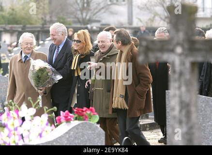 (L-R) Former Foreign Minister Roland Dumas, former Mitterrand's cabinet director Gilles Menage, journalist Laure Adler, former YSL CEO Pierre Berge and conductor Georges-Francois Hirsch on their way to late French President Francois Mitterrand's grave in Jarnac, France, on January 8, 2005, on the occasion of the 9th anniversary of his death. Photo by Patrick Bernard/ABACA. Stock Photo