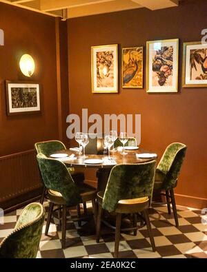 Stylish interior design, The Barnt Green Inn, Birmingham, fine dining restaurant & bar, Premium Country Pubs Stock Photo