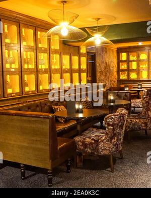 Stylish interior design, The Barnt Green Inn, Birmingham, fine dining restaurant & bar, Premium Country Pubs Stock Photo