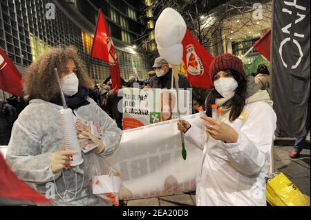 Milan, January 25, 202, demonstration of political parties and Civil Society associations to demand the resignation of the right-wing regional government for the countless mistakes made in the management of Coronavirus epidemic. Stock Photo