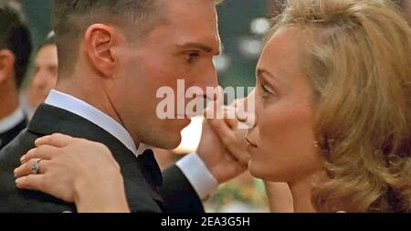 THE ENGLISH PATIENT 1996 Miramax Films production with Ralph Fiennes and Kristin Scott Thomas Stock Photo
